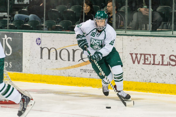 Junior F Stephanie Anderson is a player singled out by BSU coach Jim Scanlan as someone who has stepped up her game early on this season. (Photo / Bemidji State University Athletics)