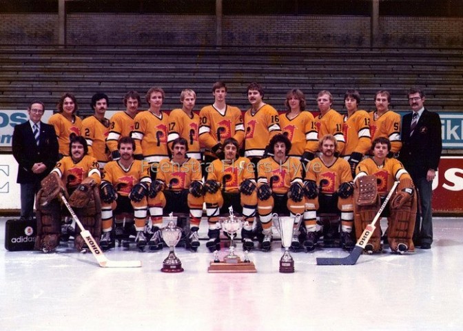 The Feenstra Flyers, Dutch National Champions. Mike Powers in bottom row, 2nd from right.